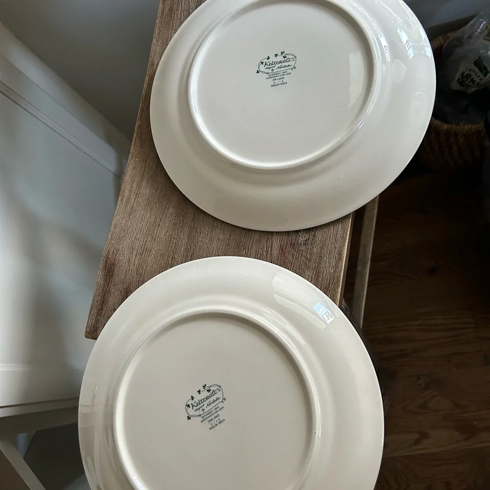 Noritake very lightly